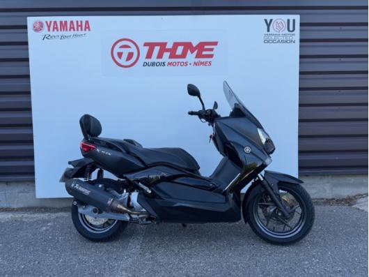 YAMAHA XMAX 125